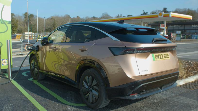 3435990 160kW Engage 63kWh 22kWCh 5dr Auto