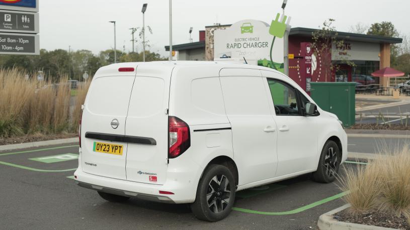 3436229 1.3 Tekna Van Auto